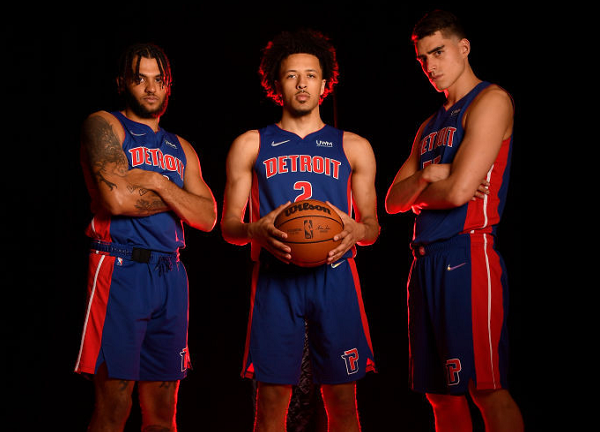 韦世豪敢于 韦世豪敢于