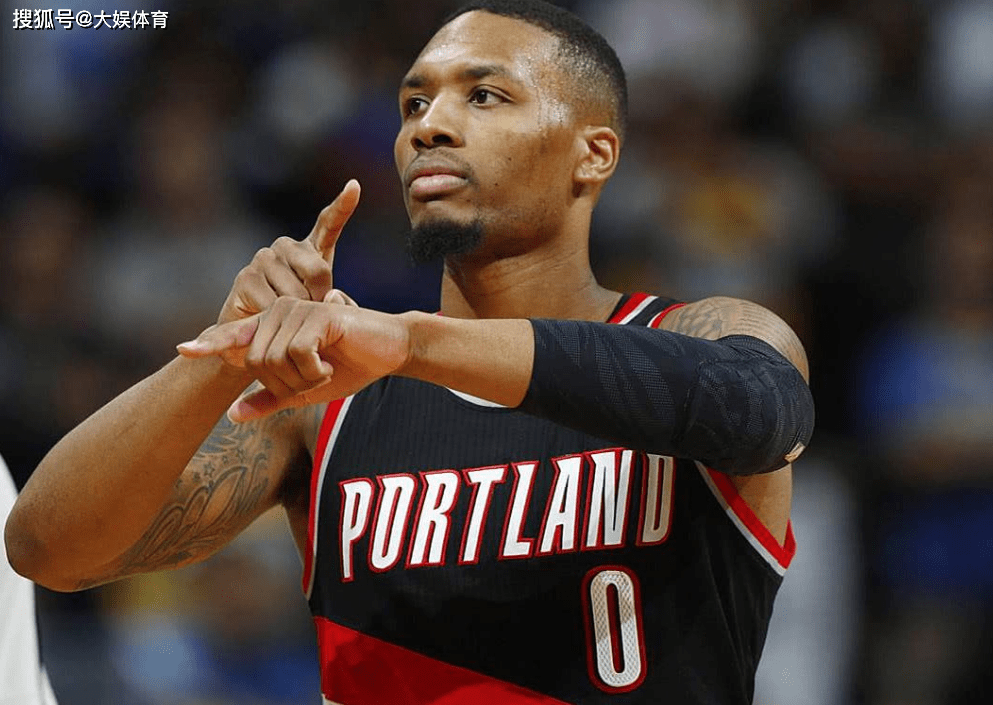 显得比其他 显得比其他