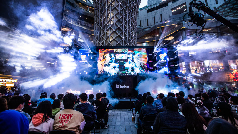 世体：迫于薪资上限马竞无法引入汉茨科，选择租借朗格莱