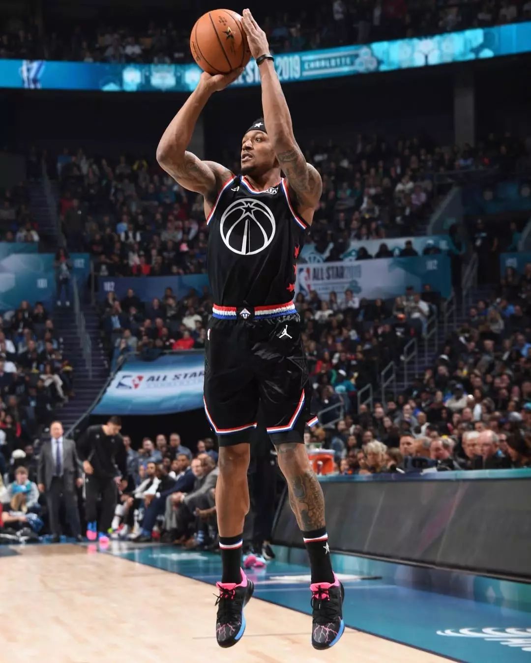 在足够多的 在足够多的