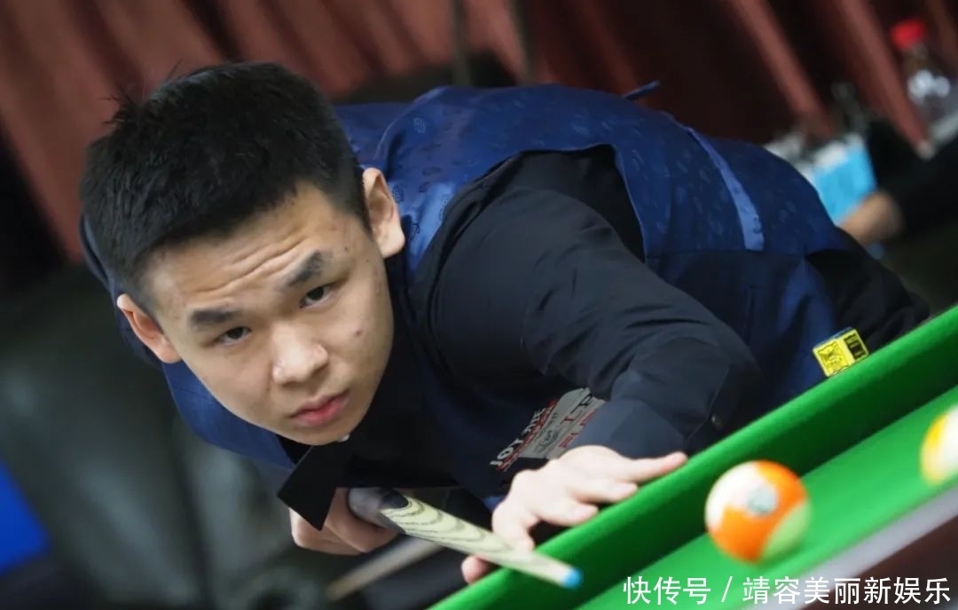 背身拿球退 背身拿球退